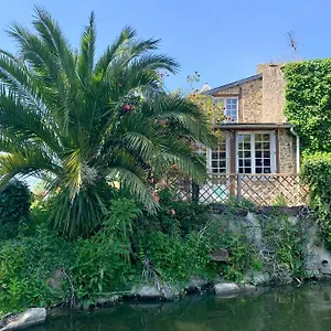 Du Manoir Du Haut Salmon Hébergement de vacances